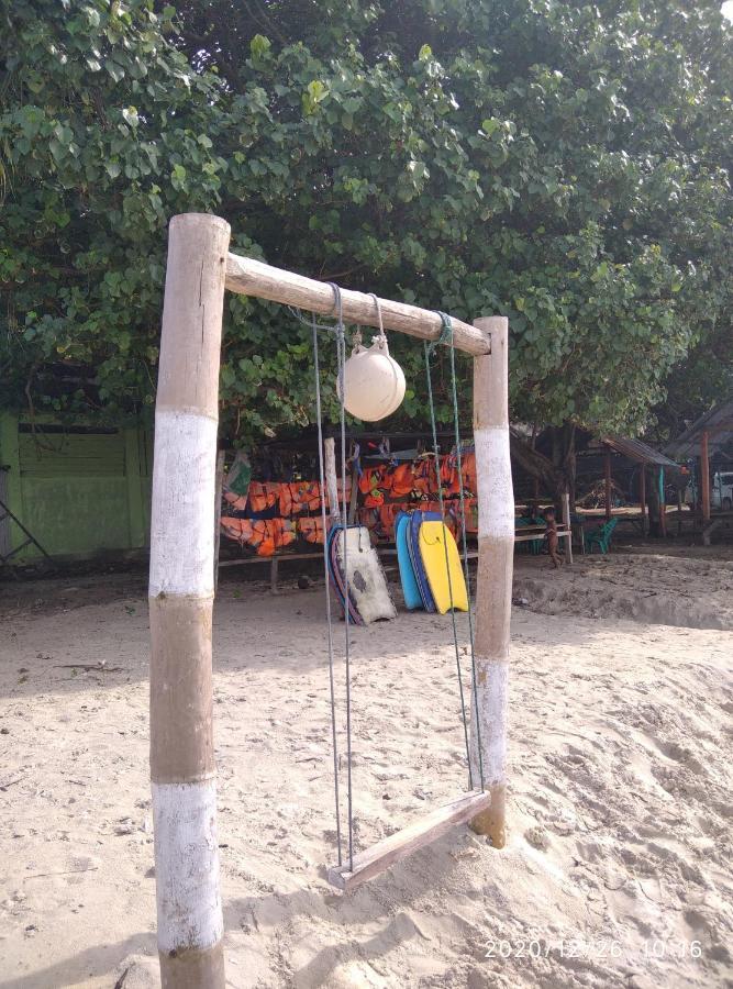 Pulau Weh Sabang Marifi Bed & Breakfast Paya Ngoại thất bức ảnh